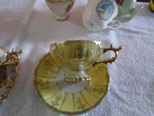 VARIOUS old cups and saucers63005666285699122