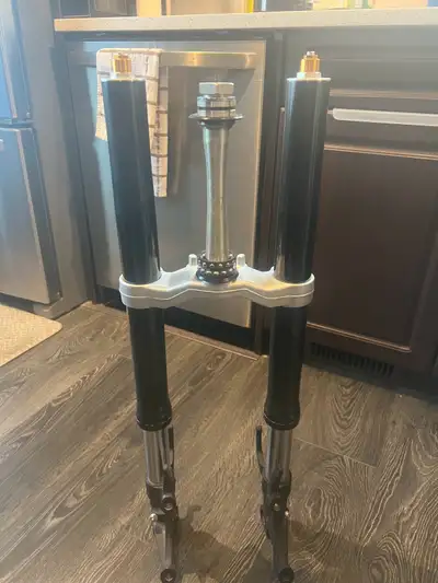 Have brand new forks and lower tree assembly as shown in picture for a 2005 and newer Yamaha R6 …. w...