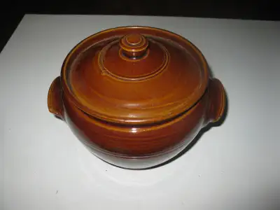 Jar / Pot à biscuit, View more