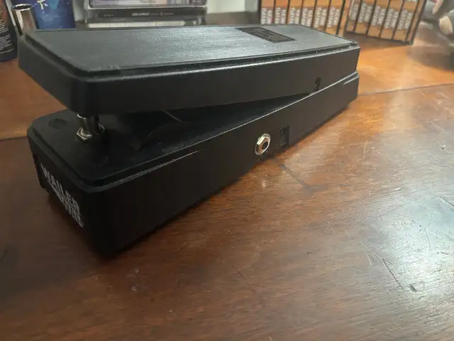 Wailer Wah Pedal in Amps & Pedals in Oakville / Halton Region - Image 3