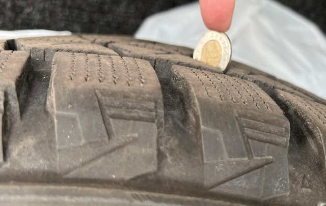 Bridgestone Blizzak Winter Tires with OEM Rims (275/50R20). in Tires & Rims in Markham / York Region - Image 3