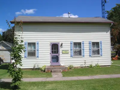 Port Burwell Cottage to Rent, View more