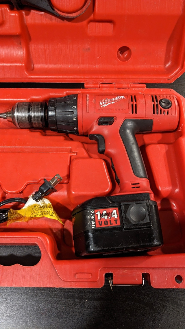 Milwaukee (1/2") HEAVY DUTY HAMMER DRILL in Power Tools in City of Toronto - Image 3
