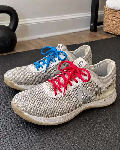 Reebok CrossFit Nano 8 Flexweave men’s training shoes, size 9.5, Skull Grey/White with mismatched re...