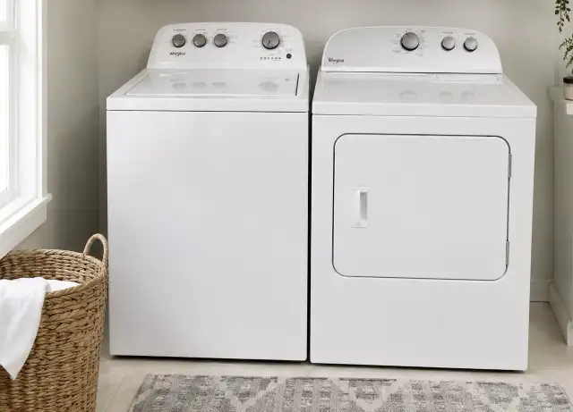 Whirlpool Washer & Dryer Set