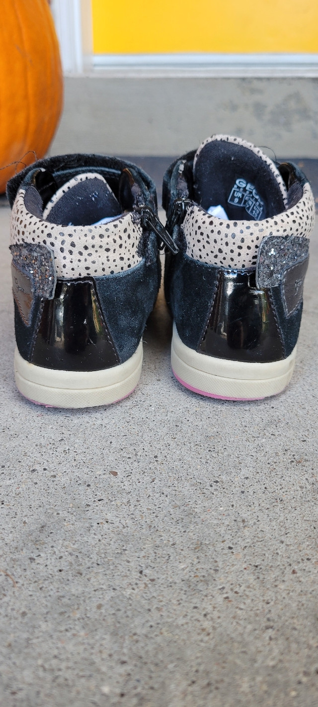 Geox high top Sneakers size 10 Toddler in Clothing - 3T in Markham / York Region - Image 4