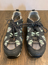 Woman’s Merrell Adventure Shoes - Size 7