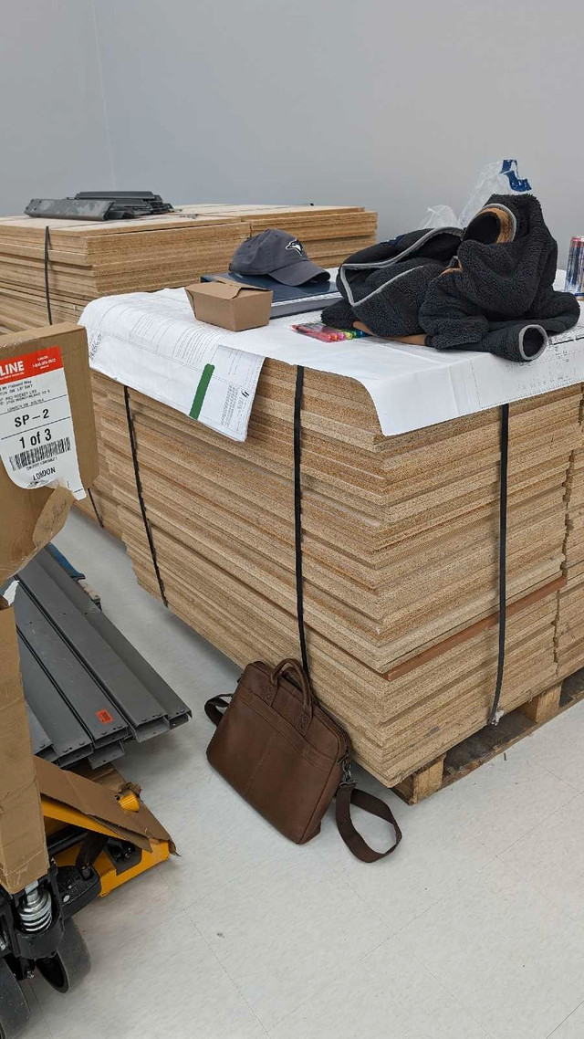Plywood for sale in Garage Sales in London