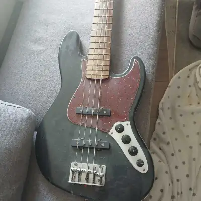 Fender Jazz Master 5 string bass, View more