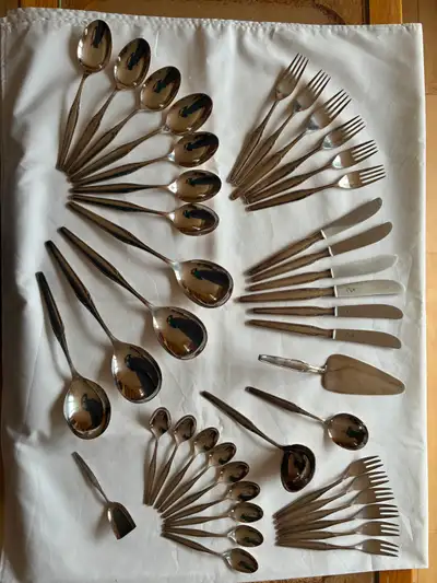 Ensemble d’ustensiles allemands en argent (WMF 800) 43 pièces, View more