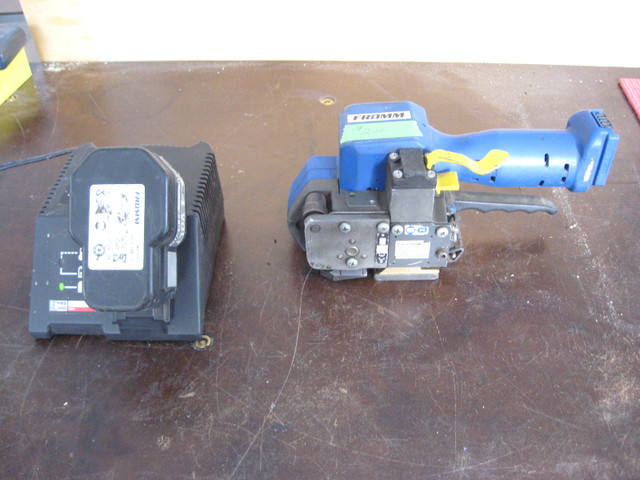 Plastic Strapping Tool Fromm in Hand Tools in Kitchener / Waterloo - Image 4