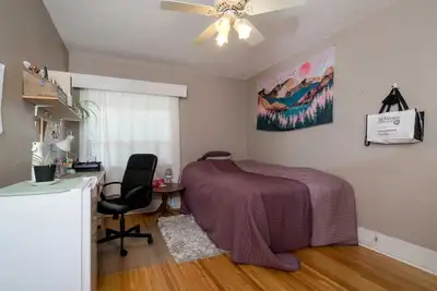 ***FEMALE STUDENTS ONLY*** Private bedroom in a shared student house from June 1 2026 Location Acros...