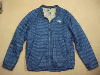 North Face Lite Puffer Jacket – Large