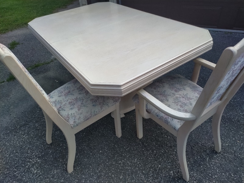 Table de cuisine en bois avec rallonge et 6 chaises Mobilier de salle
