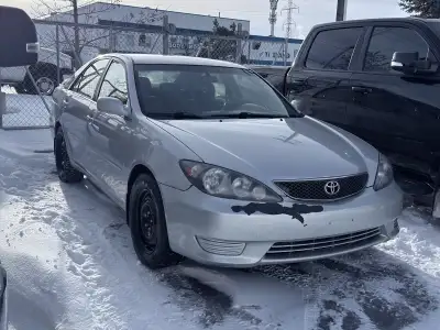 2005 Camry SE, 319k km. Car runs solid, shifts smooth, and no warning lights on the dash. Interior w...