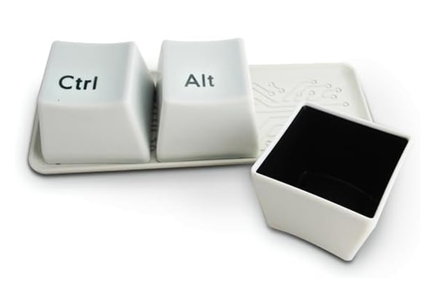 3pc White Ceramic Mug Tray - Tea & Coffee Fans Ctrl+Alt+Del in Other in Markham / York Region - Image 3