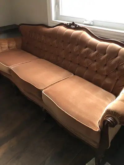 Early 80’s couch (cross posting)