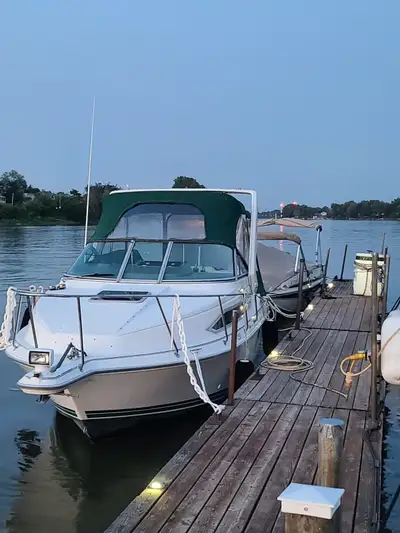 Ce bateau à vendre est une trouvaille fantastique pour les amateurs de navigation! Bien qu'il ne soi...