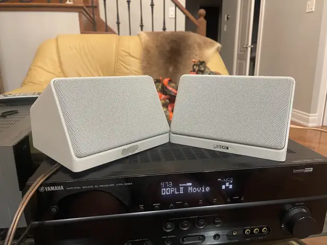 Canton HC-100 speakers - set of three plus one for parts in Speakers in Markham / York Region - Image 3