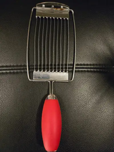 Tomato or Cheese or Egg slicer