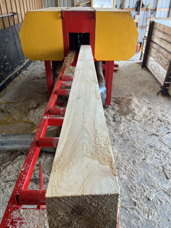2018 Log Ripper 200 Sawmill in Power Tools in Owen Sound - Image 2
