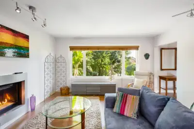 Avail AUGUST 15- 3Bd/2Bath Views/Privacy
