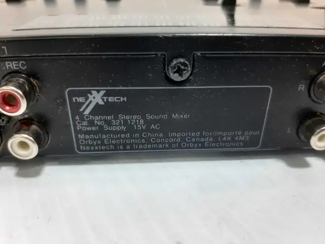 Nextech 4 Channel Mixer in Performance & DJ Equipment in City of Montréal - Image 6