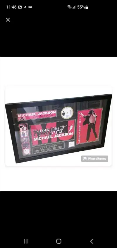 XXL 47"x 27" MICHAEL JACKSON FRAMED PICTURE, View more