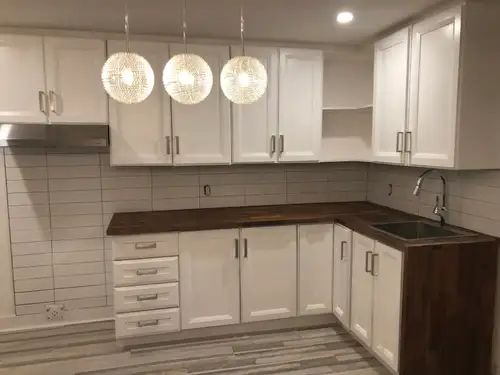 1859 Rue Leclaire, Montréal, QC H1V 2Z7, Canada English will follow ✨Rez de chaussé avec cours privé...