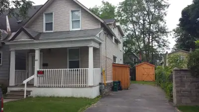 117 Harvey St. Downtown west Ottawa Sandy Hill - 6 Bed 2 Bath