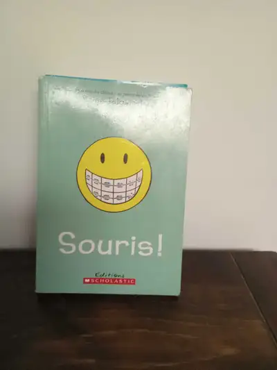 Raina Telgemeier Souris! Book, View more