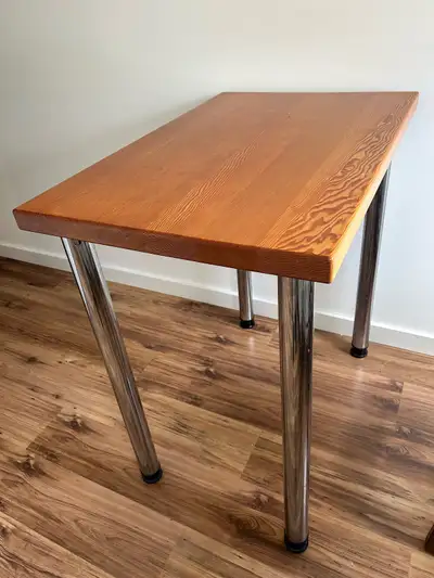 Find New and Used Dining Tabled & Sets in Victoria | Free Local