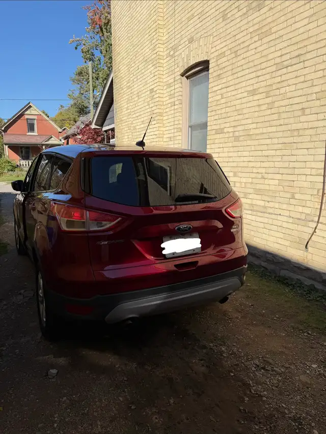 Ford Escape 2016595518100372858882