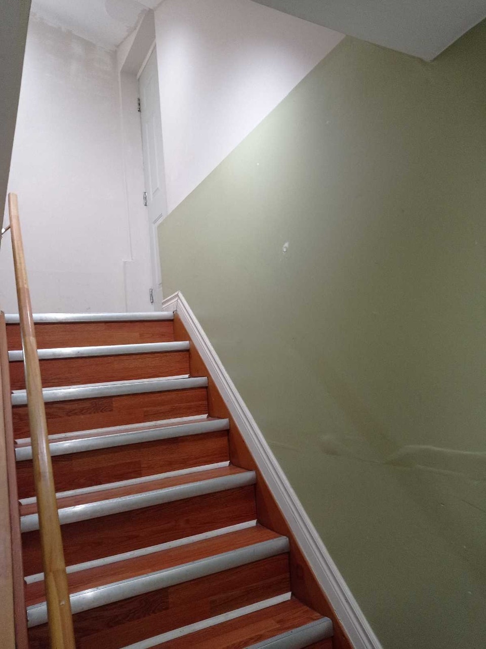 basement for rent 3