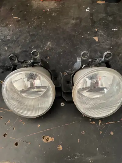 Great condition. Replaced with aftermarket fogs. No cracks or damage.