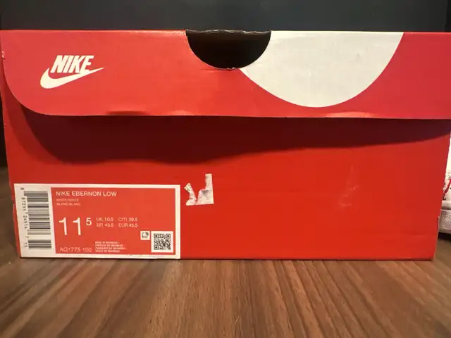 Custom Paint Splatter Nike Shoes in Men's Shoes in Winnipeg - Image 8