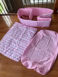 Mini crib bedding/sheets set