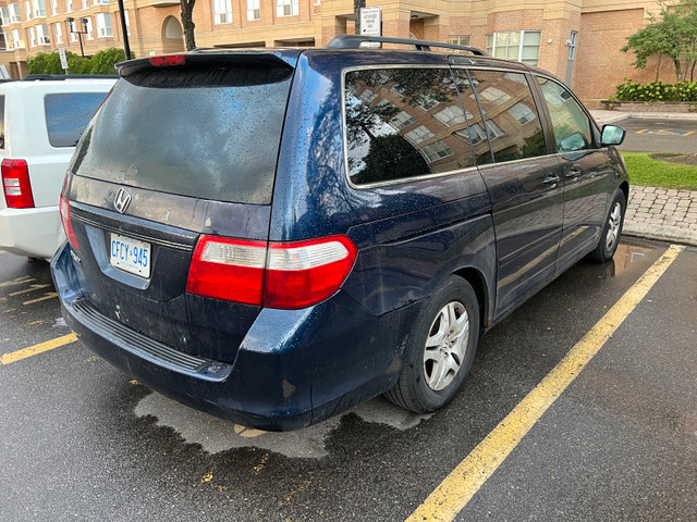 Honda oddessey  in Cars & Trucks in City of Toronto - Image 2