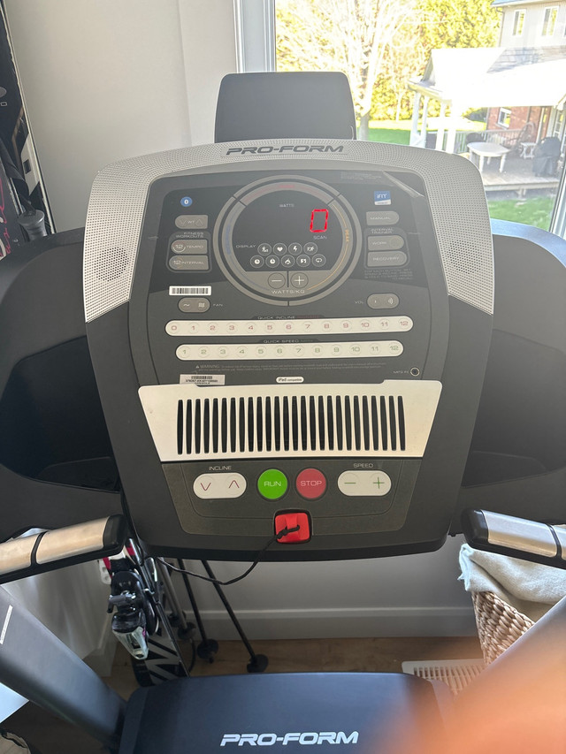 Pro form Treadmill  in Exercise Equipment in Barrie - Image 2