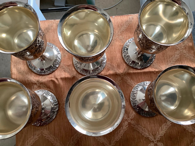 Vintage Silverplate Footed Antimony Chalice wine cups Stemware in Arts & Collectibles in Moncton - Image 3
