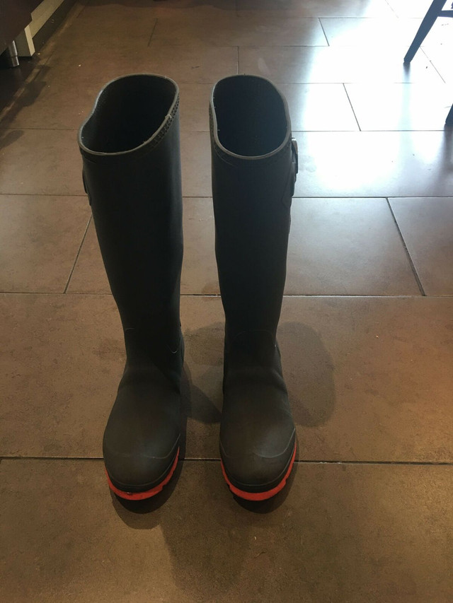 Kamik Rain boots - size 7 in Women's - Shoes in City of Toronto