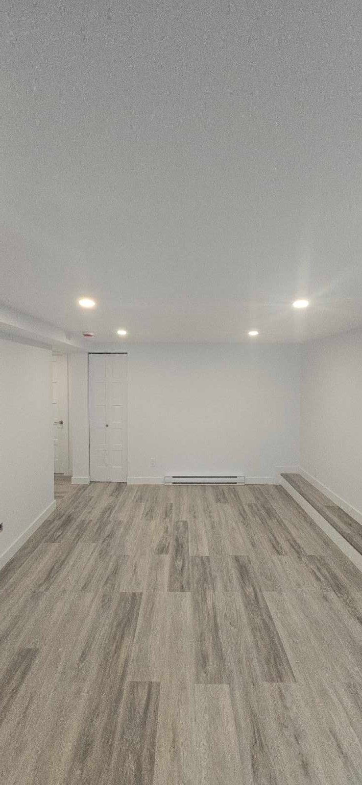 New 3 1/2 condo — photo 1