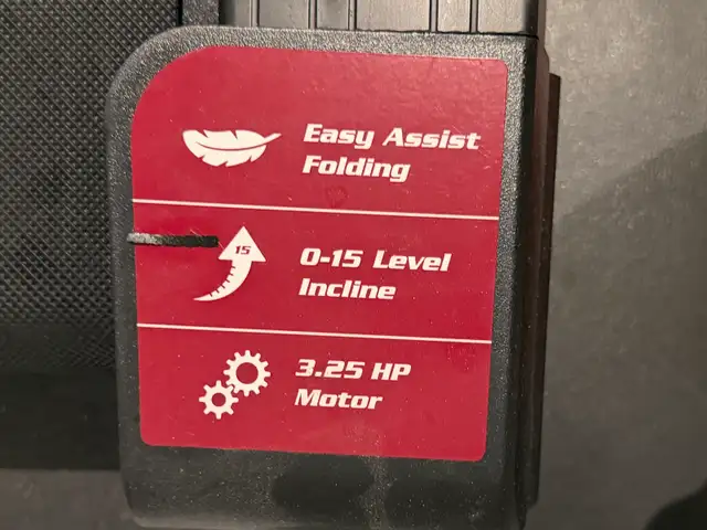 SOLE F65 Folding Treadmill in Exercise Equipment in City of Toronto - Image 7