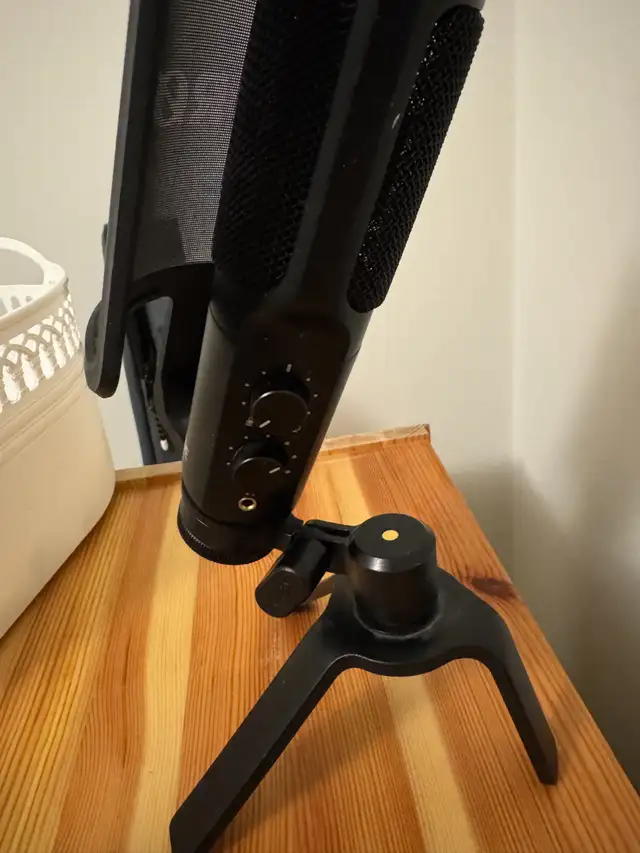 Rode NT-USB+ USB Condenser Microphone, Black in Pro Audio & Recording Equipment in Markham / York Region - Image 3