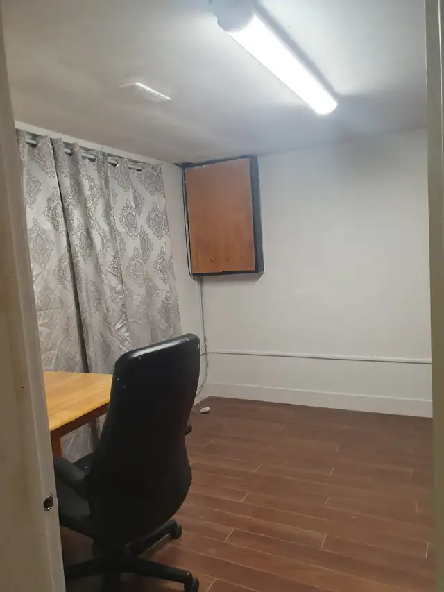 1 Bed 2 Baths Townhouse