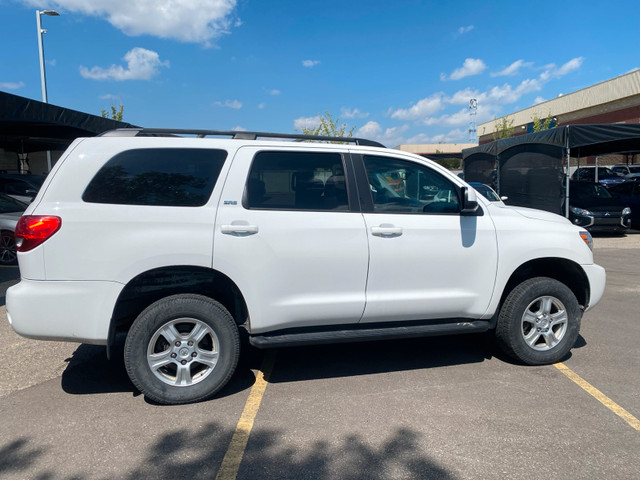2017 Toyota Sequoia  in Cars & Trucks in Calgary - Image 4