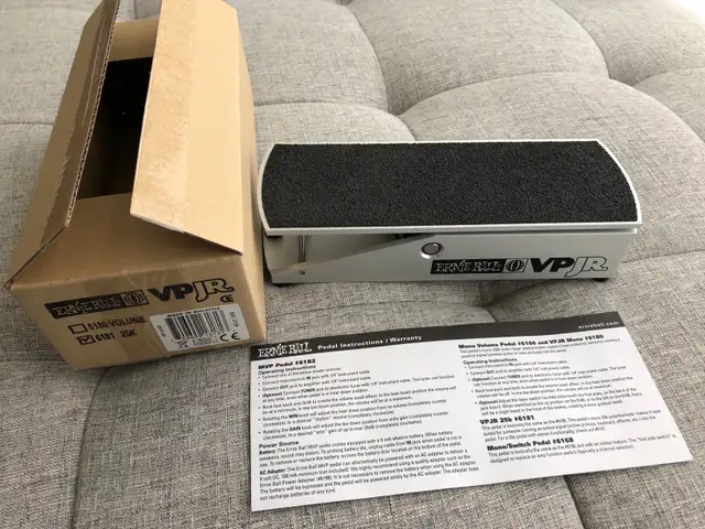 Volume Pedal - Ernie Ball VPJR 6181 25K in Amps & Pedals in Oakville / Halton Region - Image 8