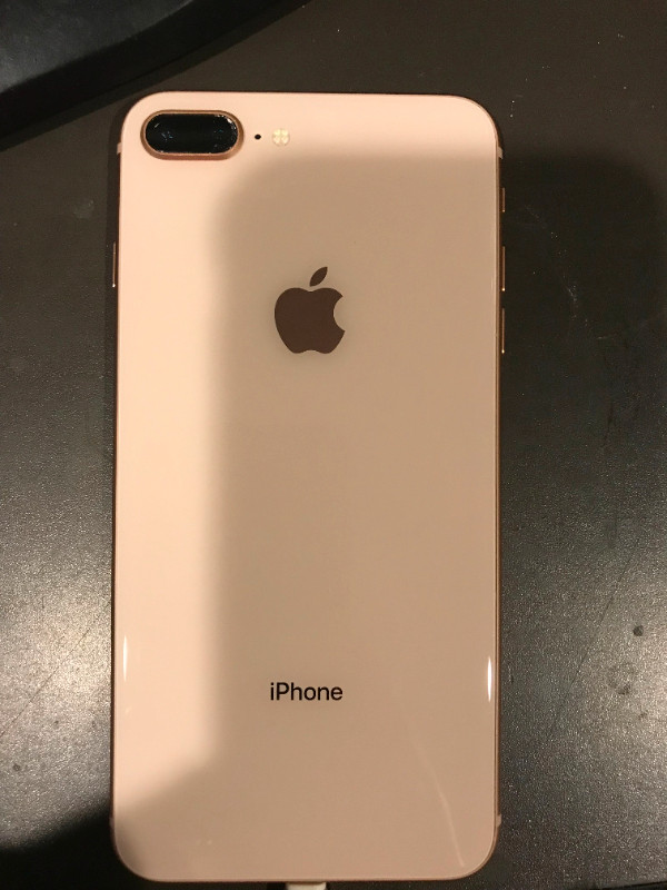 iPhone 8  plus in Cell Phones in Burnaby/New Westminster - Image 2