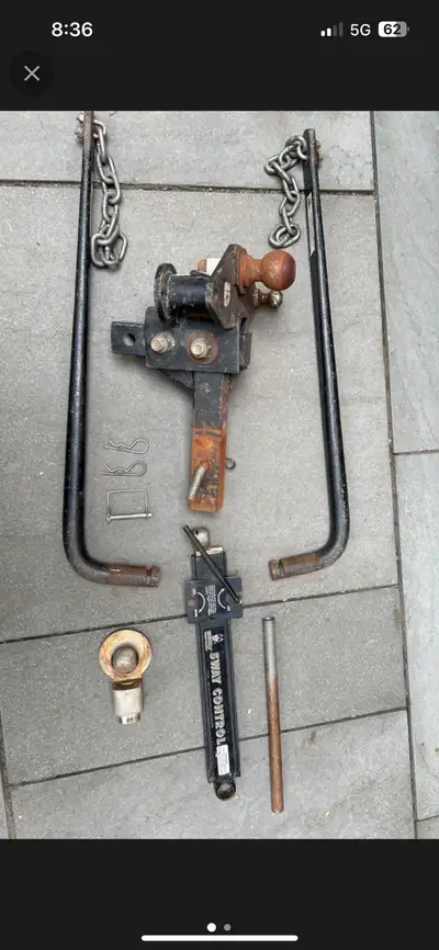Includes Husky weight distribution hitch, Husky spring bars, Husky sway bar, hitch lock and crank