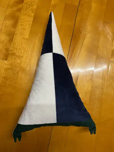 New, never used Size: 12”x20” Pickup available in Ville Saint Laurent, Downtown or Pointe-Claire